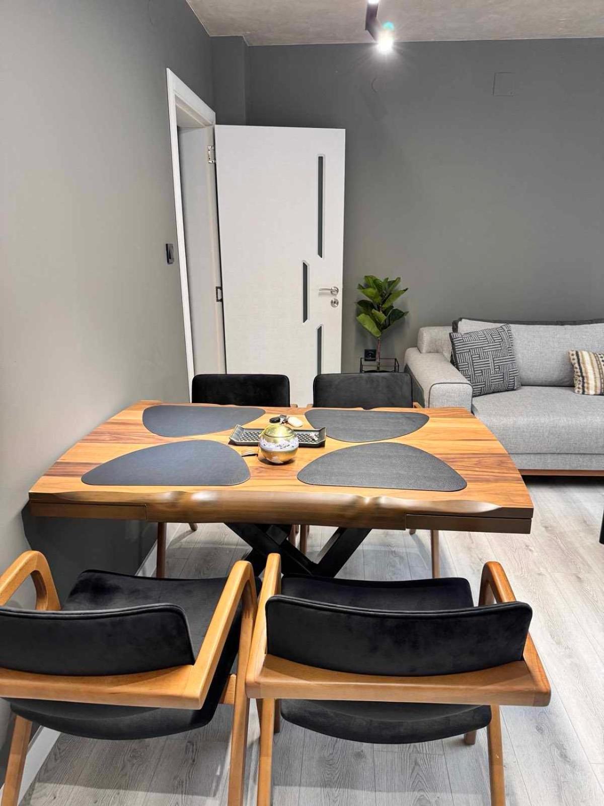 Premium Apartment *